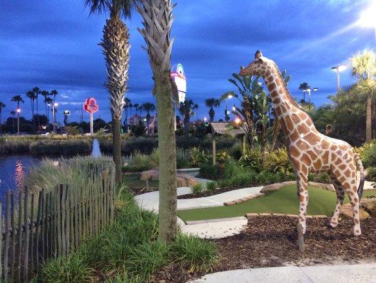 Mighty Jungle Golf